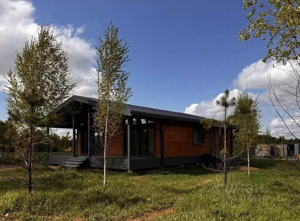 Дом в Ленинградская область, Гатчинский район, Сиверский городской ... - Фото 0