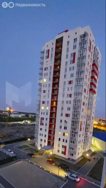 1-комнатная квартира: Тюмень, улица 50 лет Октября, 75к2 (42.9 м) - Фото 1