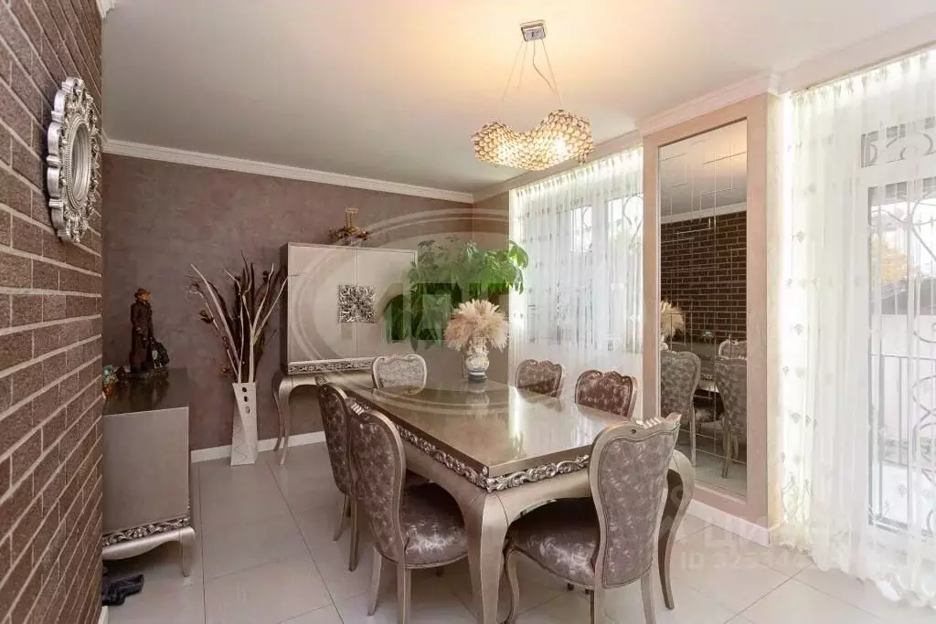 Дом в Калининградская область, Калининград Лесная ул., 77 (289 м) - Фото 1