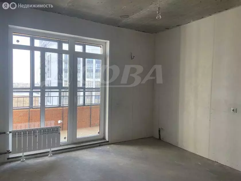 1-комнатная квартира: Тюмень, улица Пожарных и Спасателей, 5 (40.5 м) - Фото 1