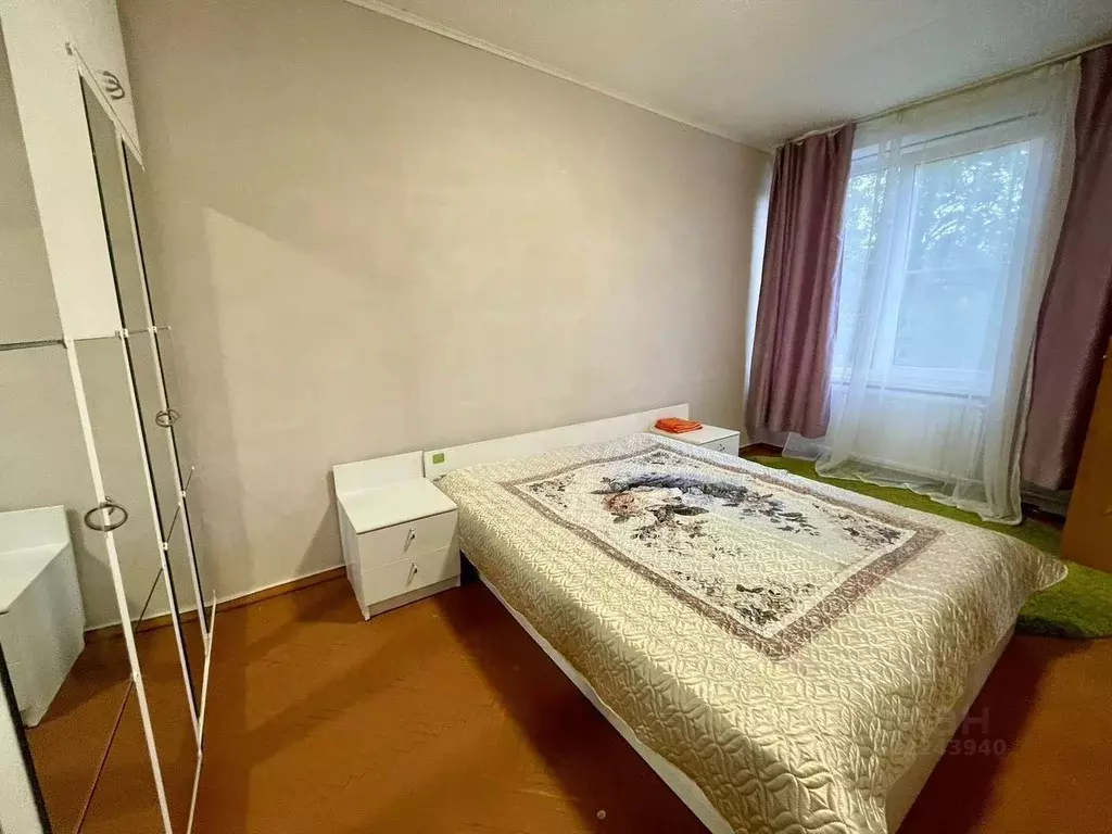 2-к кв. Ленинградская область, Кингисепп Октябрьская ул., 2 (38.0 м) - Фото 0