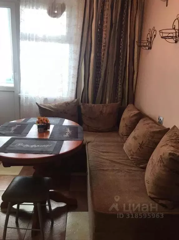3-к кв. Москва Перовская ул., 66к8 (82.0 м) - Фото 1