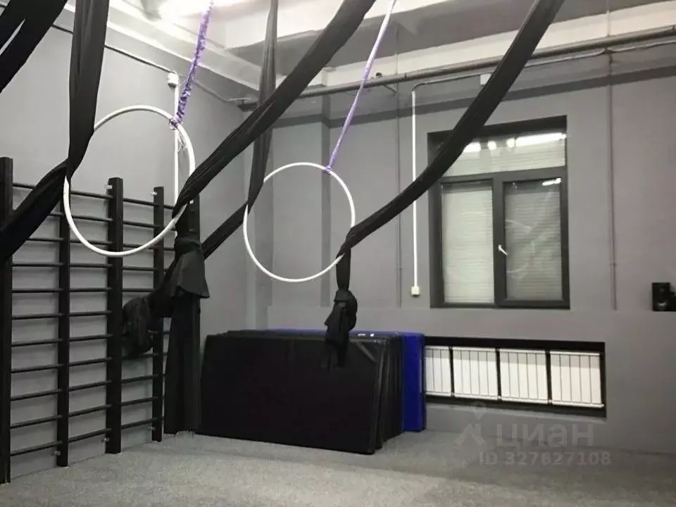 Помещение свободного назначения в Иркутская область, Иркутск ул. ... - Фото 1