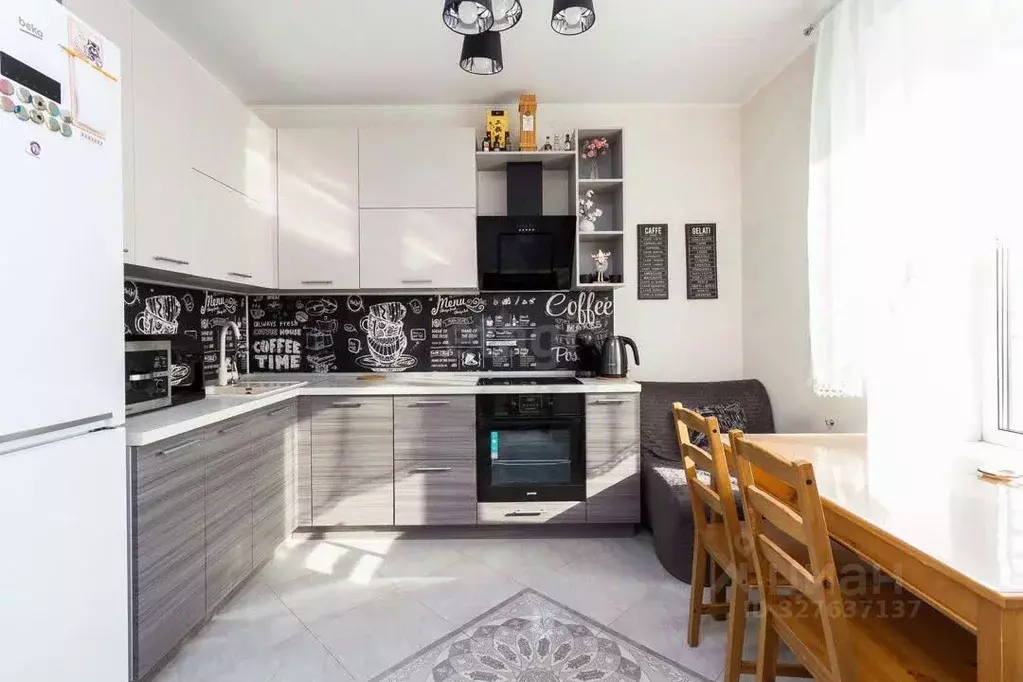 Студия Тюменская область, Тюмень Полевая ул., 105к2 (37.6 м) - Фото 1