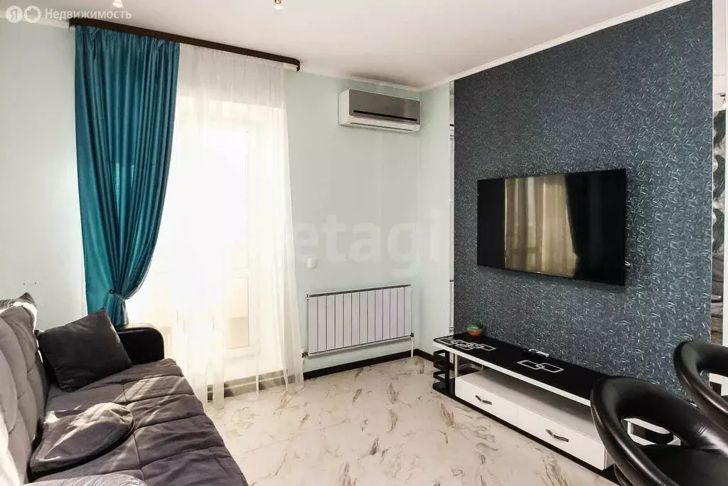 2-комнатная квартира: Тюмень, улица Салтыкова-Щедрина, 58 (78.5 м) - Фото 2