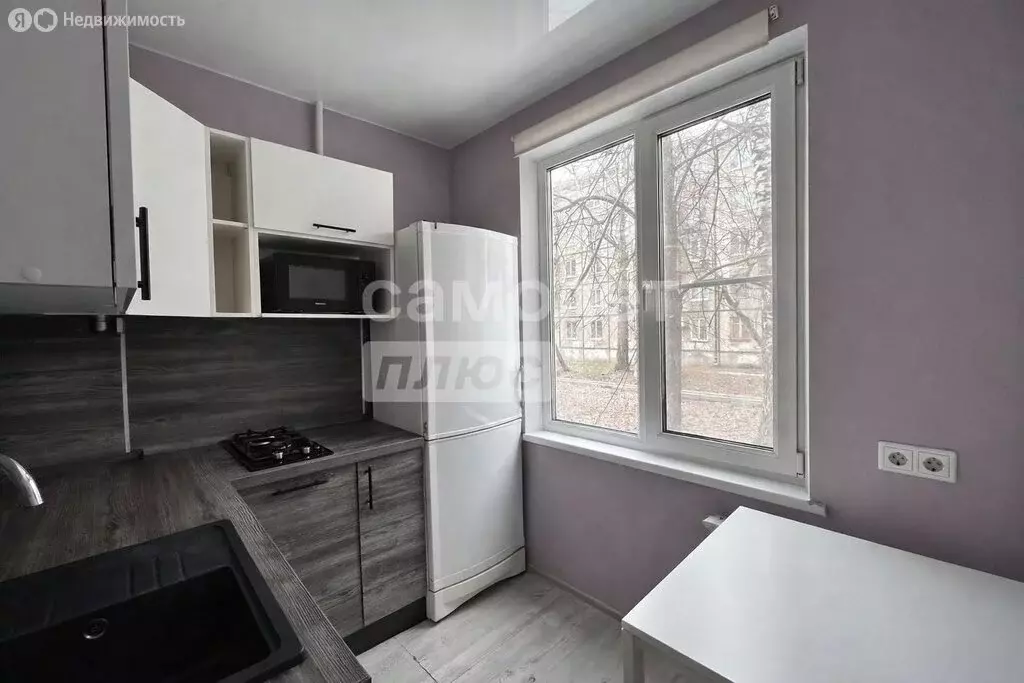 3-комнатная квартира: Казань, улица Шамиля Усманова, 22 (56.8 м) - Фото 1