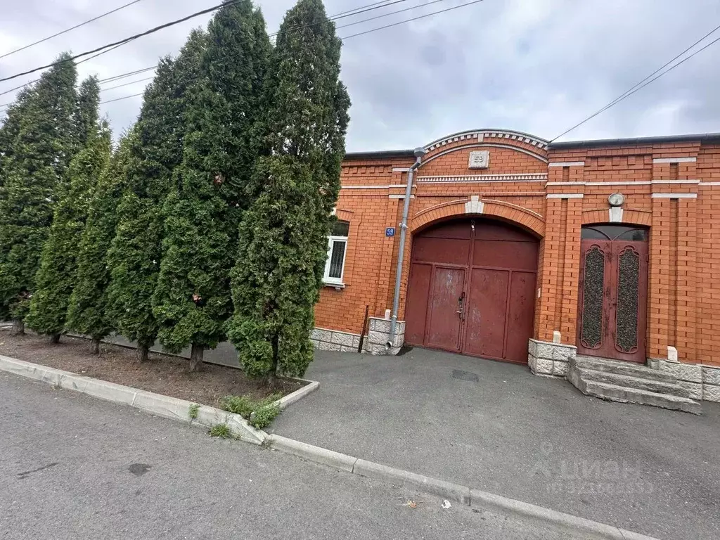 Дом в Северная Осетия, Владикавказ ул. Чермена Баева, 14А (200 м) - Фото 1