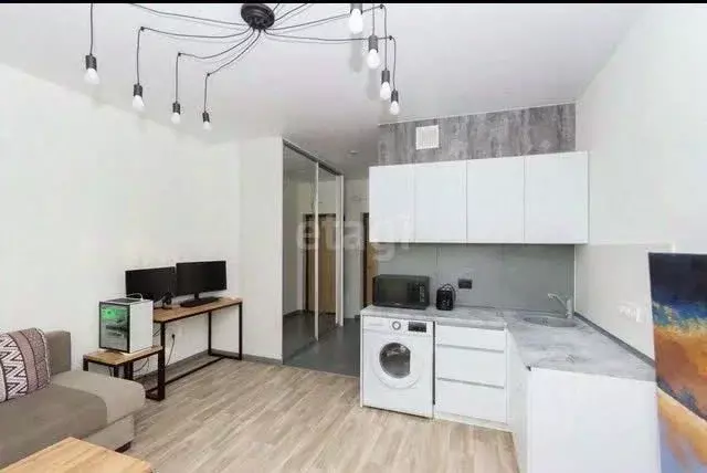 Студия Тюменская область, Тюмень ул. Фармана Салманова, 4 (26.0 м) - Фото 1