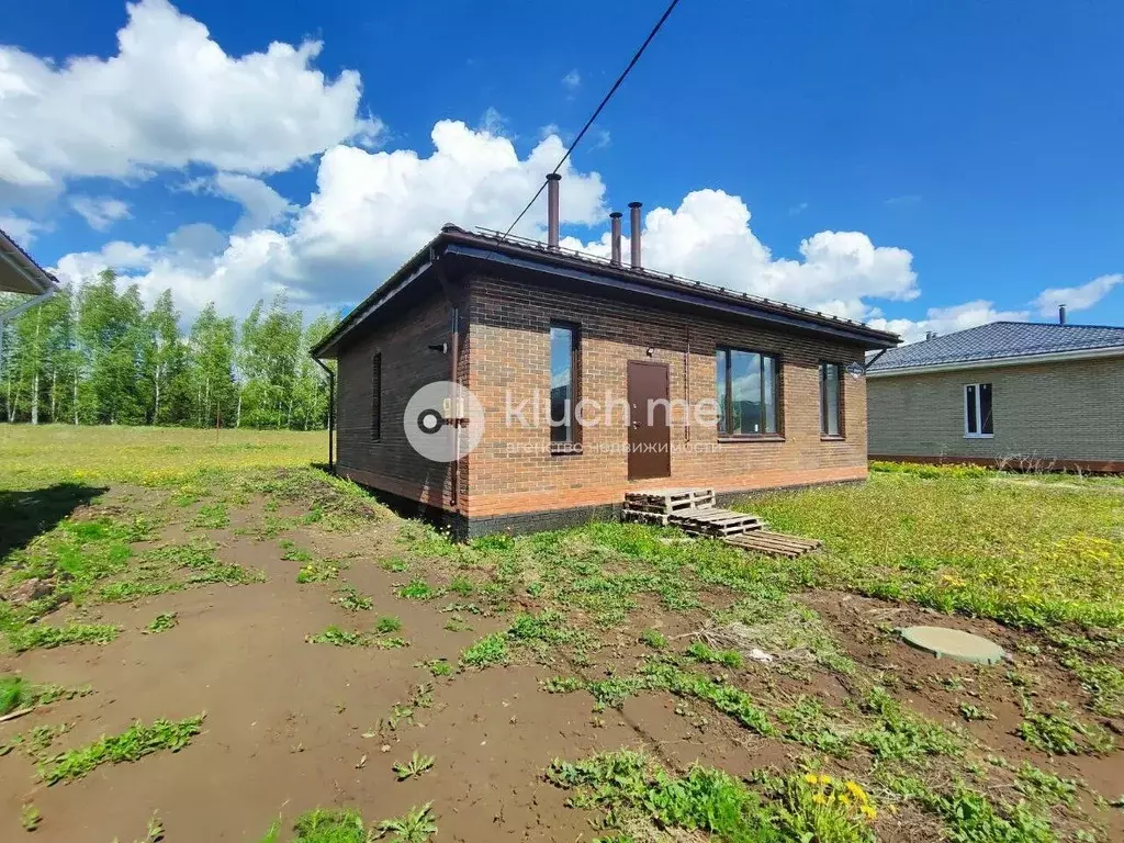 Дом в Татарстан, Лаишевский район, Кирбинское с/пос, д. Травкино, ... - Фото 1