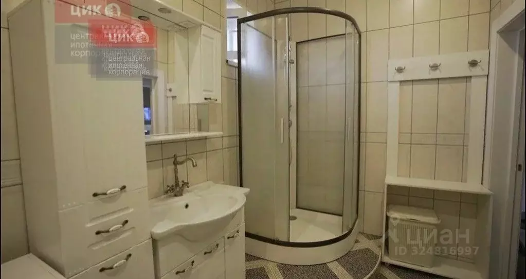 Коттедж в Рязанская область, Рязань 4-й Озерный пер., 16 (180 м) - Фото 2