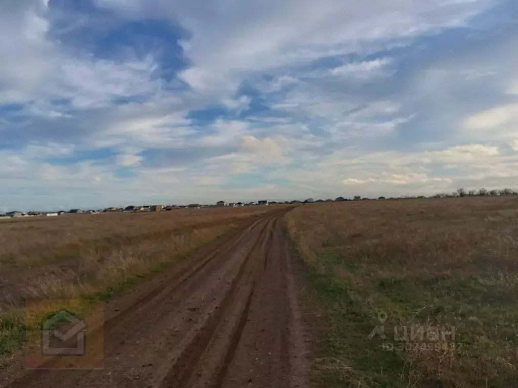 Участок в Крым, Сакский район, с. Уютное  (200.0 сот.) - Фото 1