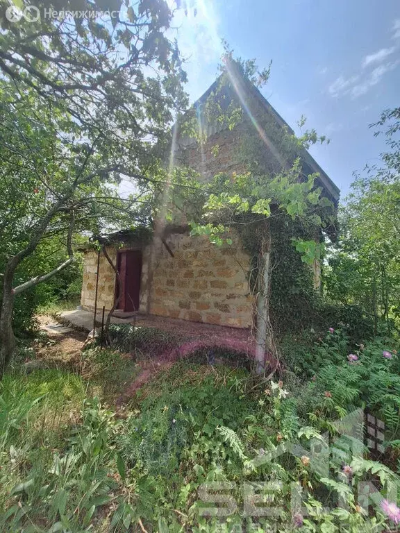 Дом в Симферопольский район, село Трудовое (40 м) - Фото 1