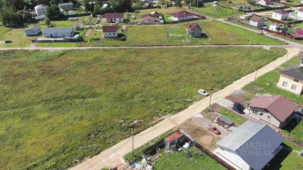 Участок в Ленинградская область, Гатчинский муниципальный округ, Тайцы ... - Фото 1