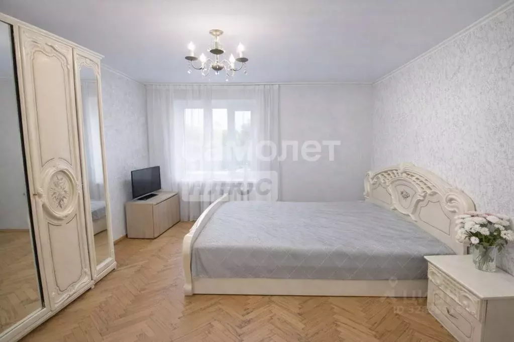 3-к кв. Московская область, Наро-Фоминск ул. Шибанкова, 15А (64.8 м) - Фото 1