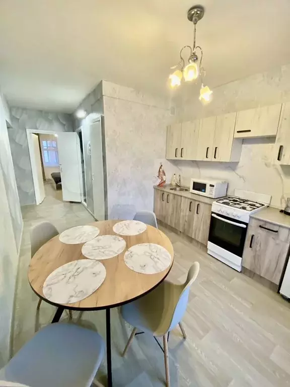 3-к. квартира, 60 м, 7/10 эт. - Фото 0