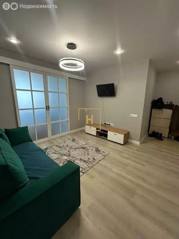 2-комнатная квартира: Евпатория, проспект Победы, 87Бк1 (58.1 м) - Фото 2