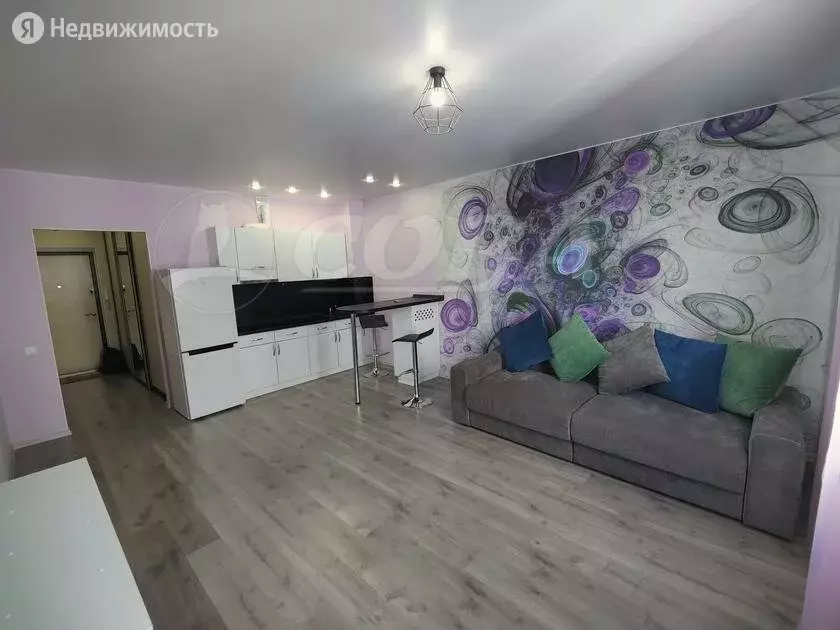 Квартира-студия: Тюмень, проезд Геологоразведчиков, 44А (32 м) - Фото 0