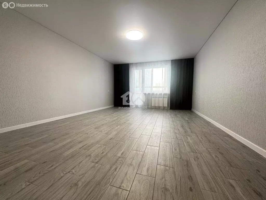 Квартира-студия: Новосибирск, Плющихинская улица, 1 (38 м) - Фото 2