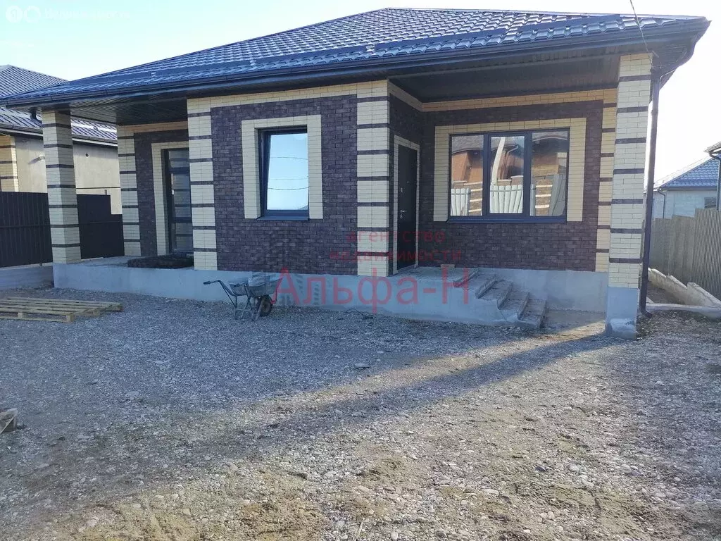 Дом в Ессентуки, Весёлая улица (100 м) - Фото 0
