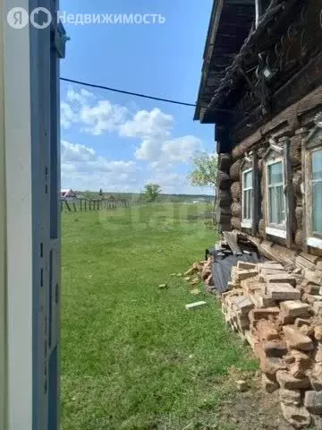 Дом в Курганская область, Катайский муниципальный округ, деревня ... - Фото 2