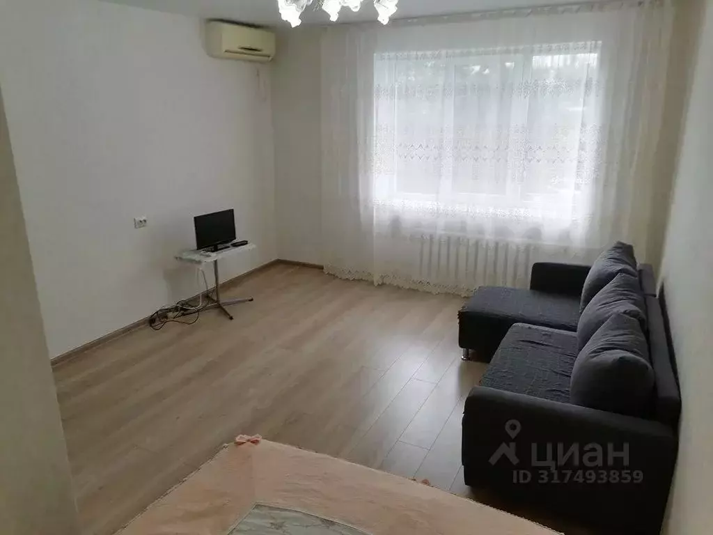 1-к кв. Краснодарский край, Ейск ул. Розы Люксембург, 6 (36.0 м) - Фото 1