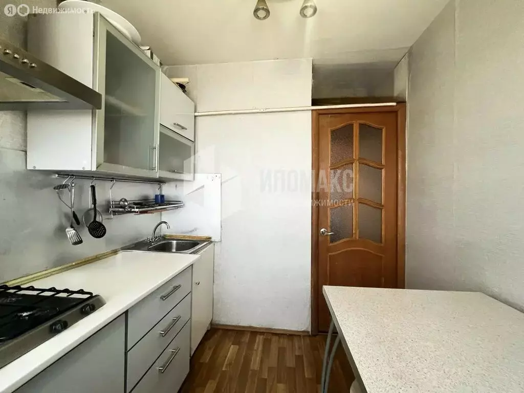 1-комнатная квартира: деревня Софьино, 22 (29.9 м) - Фото 2