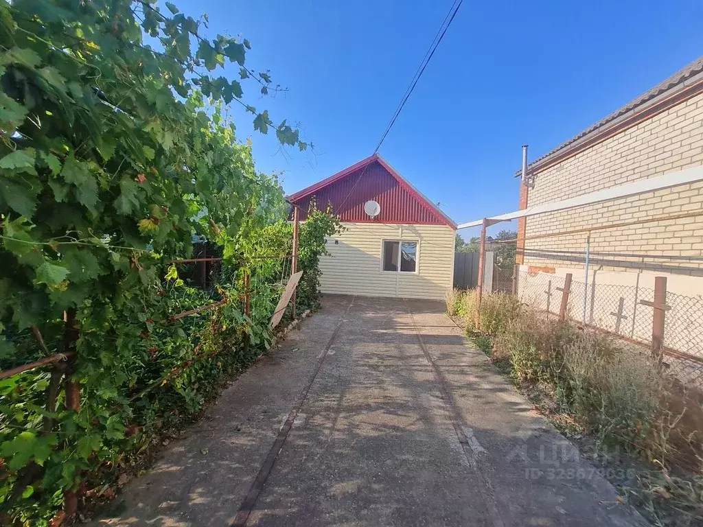 Дом в Краснодарский край, Северский район, Афипское городское ... - Фото 1