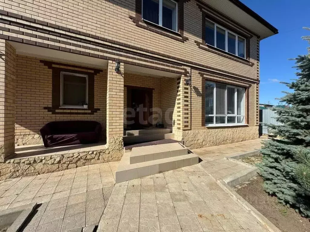 Дом в Оренбургская область, Оренбургский район, Подгородне-Покровский ... - Фото 1