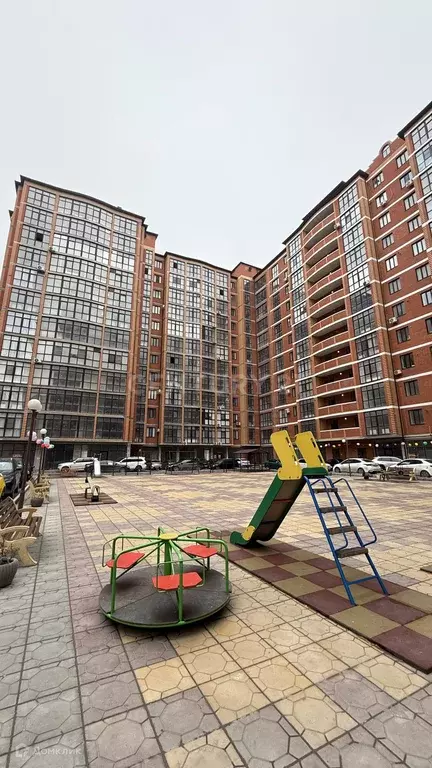 Продаётся 2-к квартира, 105 м - Фото 0