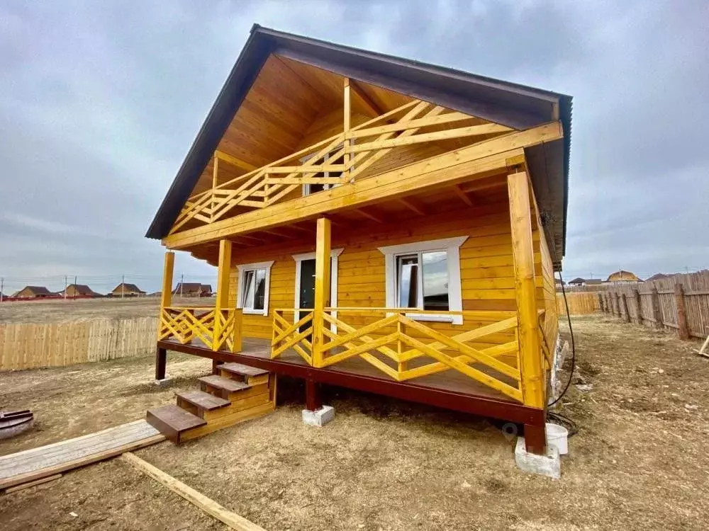 Дом в Иркутская область, Иркутский муниципальный округ, с. Хомутово ... - Фото 0