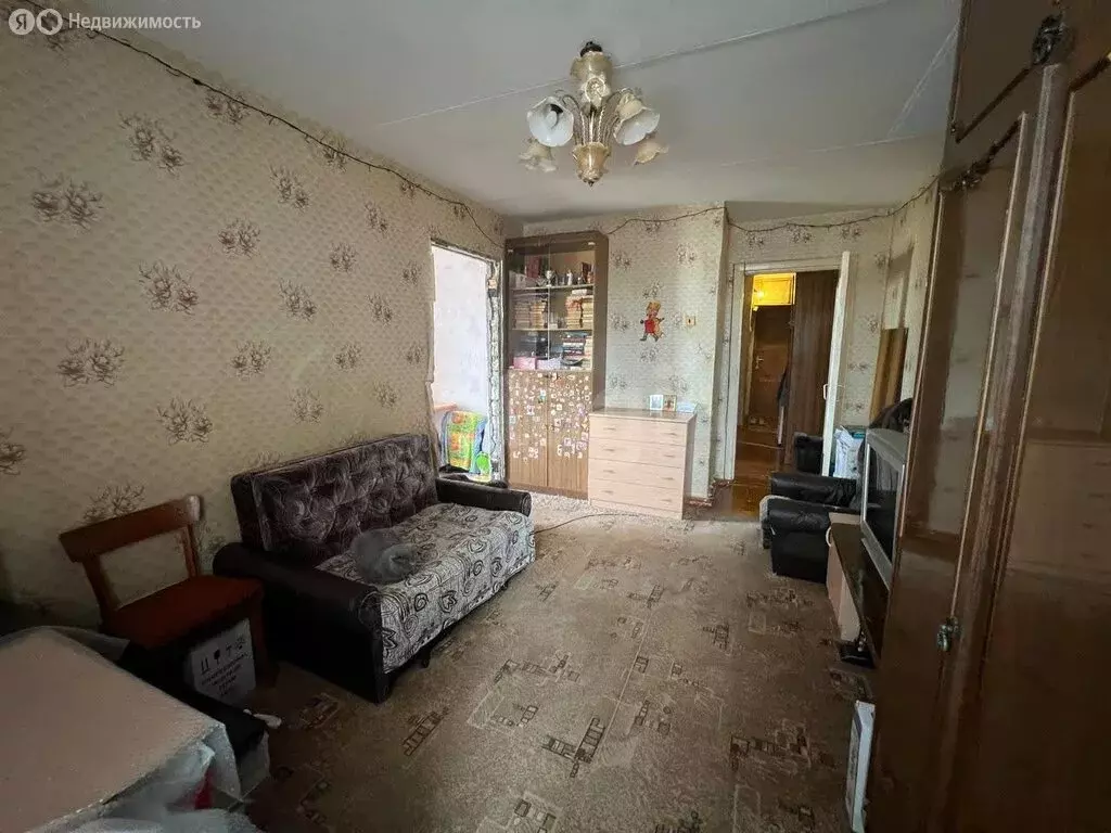 3-комнатная квартира: Губкин, улица Ленина, 68 (52 м) - Фото 0