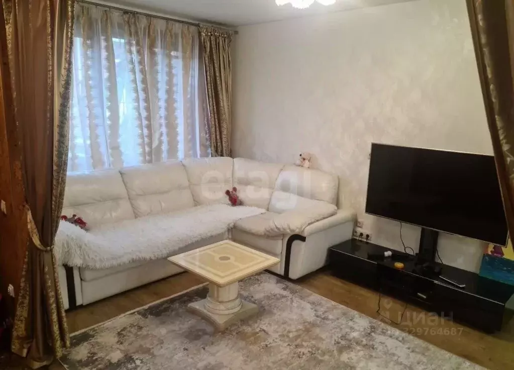 Таунхаус в Иркутская область, Ангарск 30-й мкр, 20А (100 м) - Фото 2