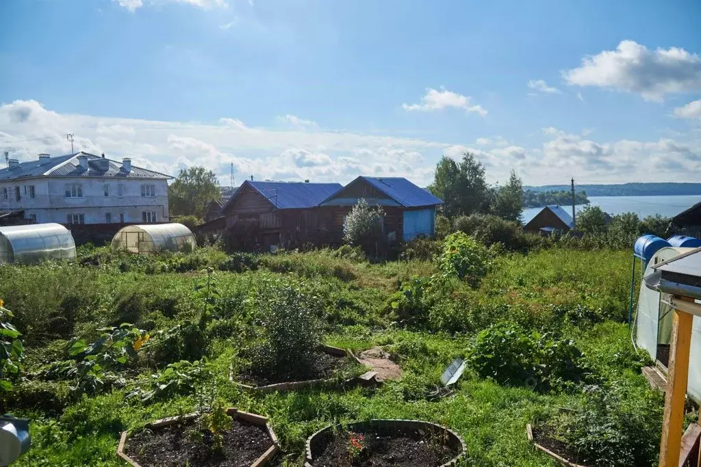 Дом в Свердловская область, Староуткинск пгт ул. Советская, 10 (60 м) - Фото 1