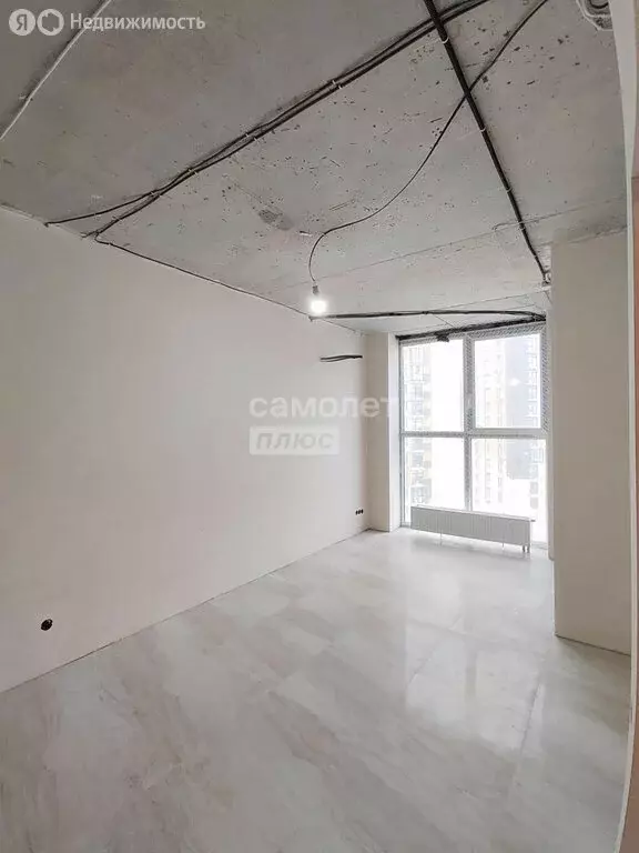 1-комнатная квартира: Астрахань, улица Набережная Приволжского Затона, ... - Фото 1