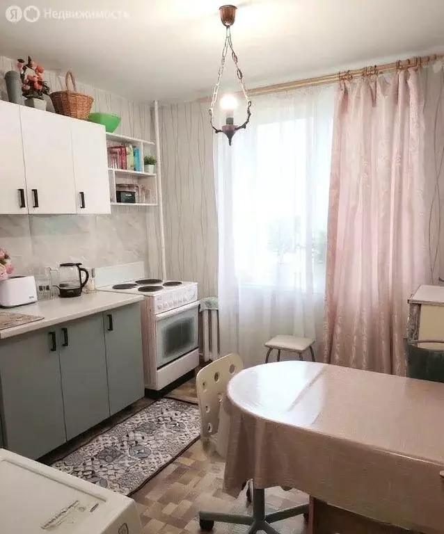 2-комнатная квартира: Сыктывкар, улица Морозова, 111 (49 м) - Фото 1