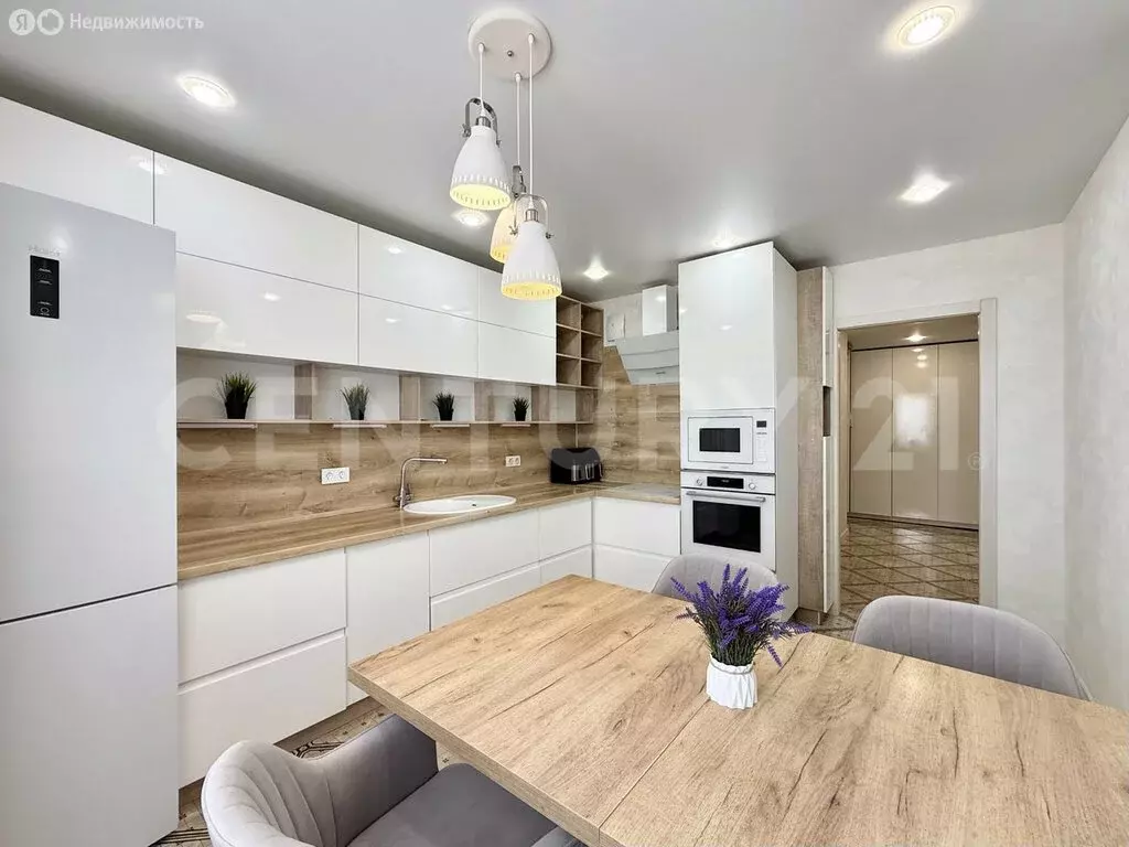 2-комнатная квартира: Чебоксары, Чебоксарский проспект, 33к1 (67.18 м) - Фото 1