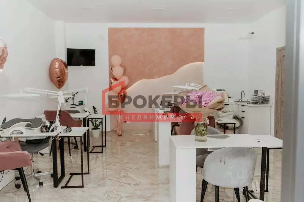 Помещение свободного назначения в Севастополь ул. Астана Кесаева, 6 ... - Фото 1