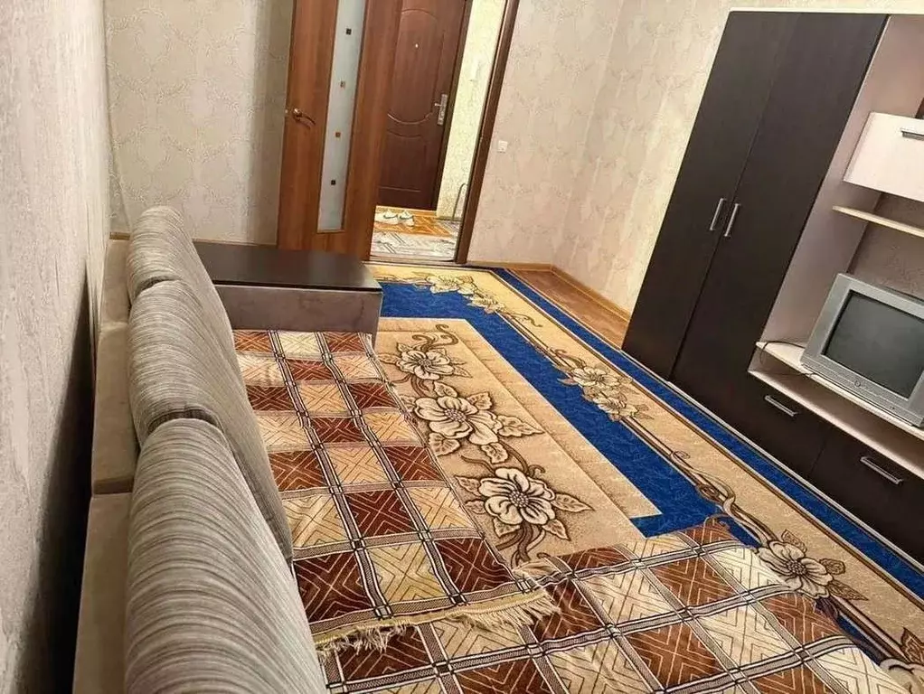 2-к кв. Белгородская область, Старый Оскол Макаренко мкр, 36 (40.0 м) - Фото 1