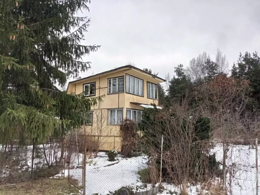 Дом в Ленинградская область, Кировский район, Синявинское городское ... - Фото 0