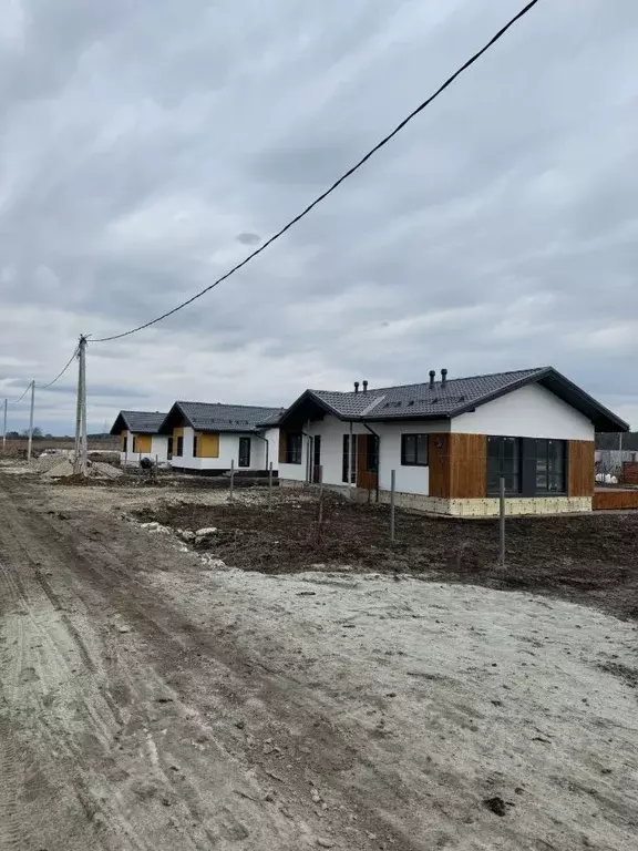 Дом в Свердловская область, Сысертский муниципальный округ, д. Ключи, ... - Фото 0