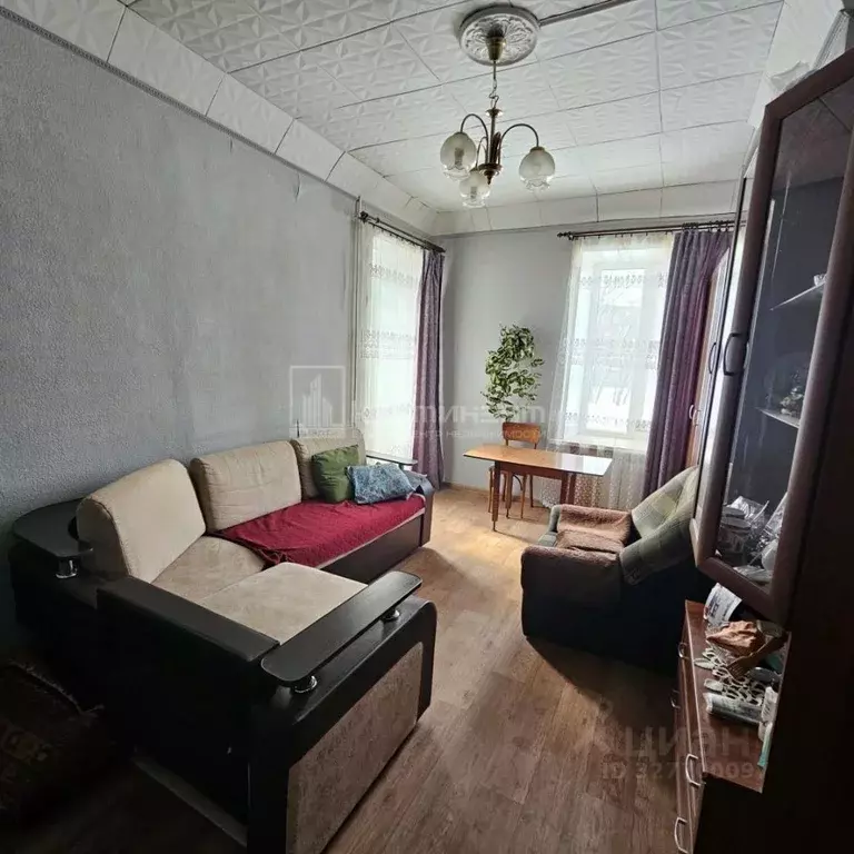 3-к кв. Владимирская область, Гусь-Хрустальный ул. Добролюбова, 21 ... - Фото 1