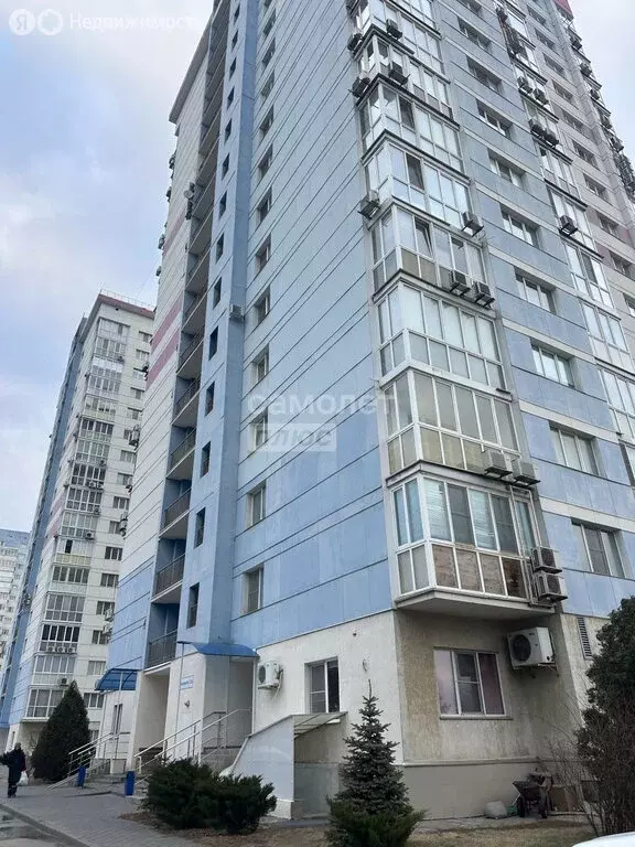 3-комнатная квартира: Волгоград, Батальонная улица, 13А (130 м) - Фото 1