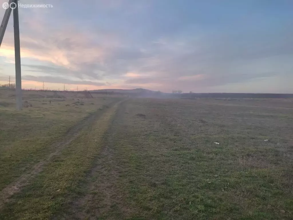 Участок в посёлок Виноградный, Солнечная улица (15 м) - Фото 0