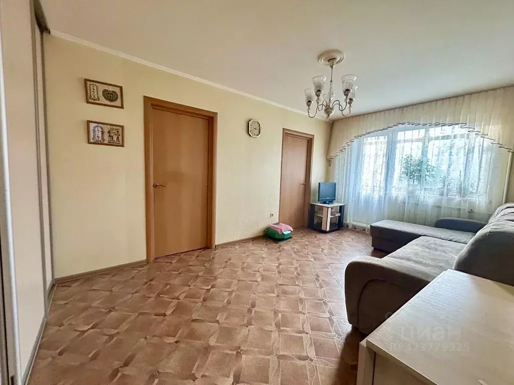 3-к кв. Кемеровская область, Новокузнецк Транспортная ул., 119 (47.0 ... - Фото 2