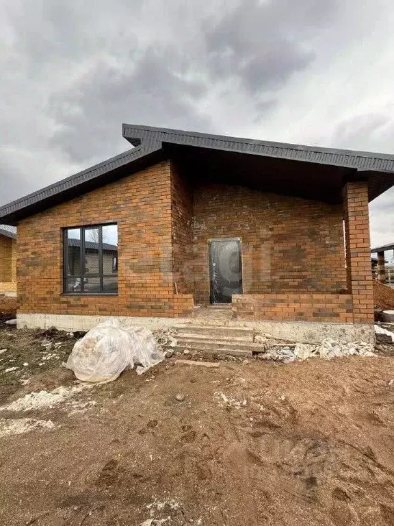 Дом в Башкортостан, Уфимский район, Русско-Юрмашский сельсовет, д. ... - Фото 1