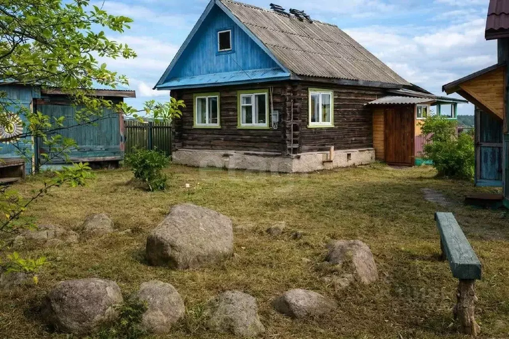 Дом в Костромская область, Шарьинский район, Шангское с/пос, д. ... - Фото 1