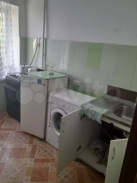 1-к. квартира, 40 м, 4/9 эт. - Фото 0