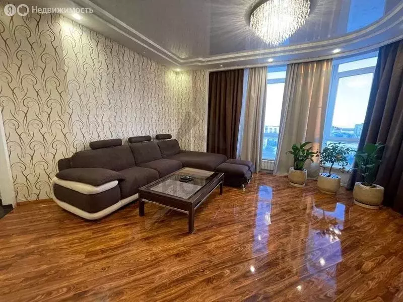 3-комнатная квартира: Волгоград, проспект Маршала Жукова, 5 (96 м) - Фото 1