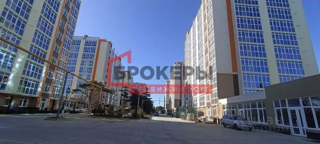 2-к кв. Севастополь ул. Военных Строителей, 10/4 (61.2 м) - Фото 0