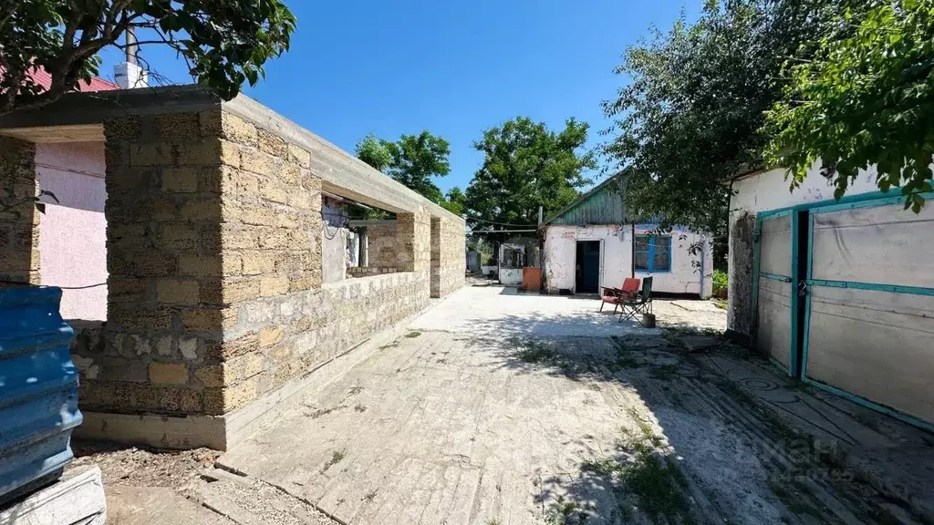 Дом в Крым, Ленинский район, с. Луговое ул. Шагиняна, 6 (41 м) - Фото 1